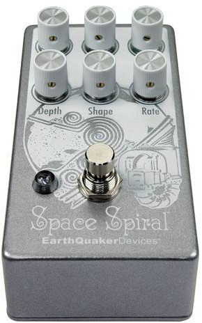 EarthQuaker Devices Space Spiral V2 / Analog-Voiced Digital Delay