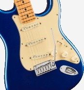 Fender American Ultra Stratocaster MN (cobra blue)