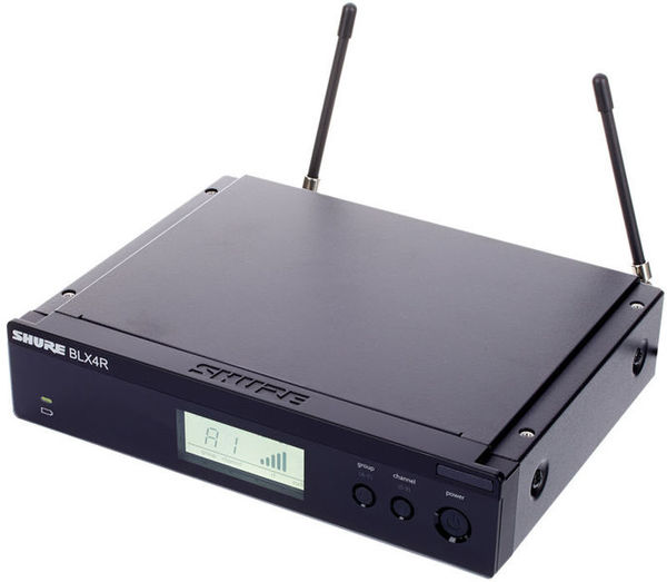 Shure BLX14R/PGA98H (analog, 662 - 686 MHz)