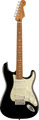 Fender Limited Edition Player Stratocaster (black) Guitares électriques modèle ST